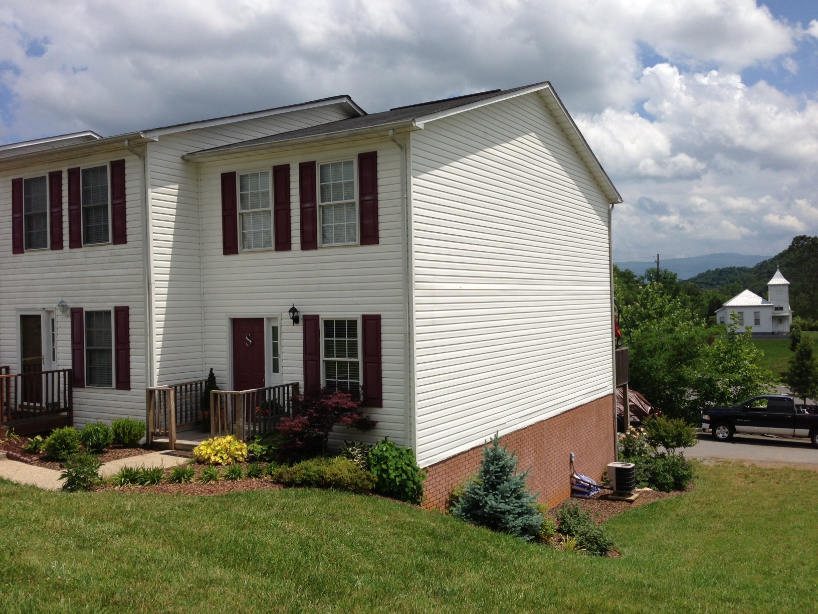Just Sold in Bristol TN 11.15.13 …Hunter Hills Condo Near Country Club